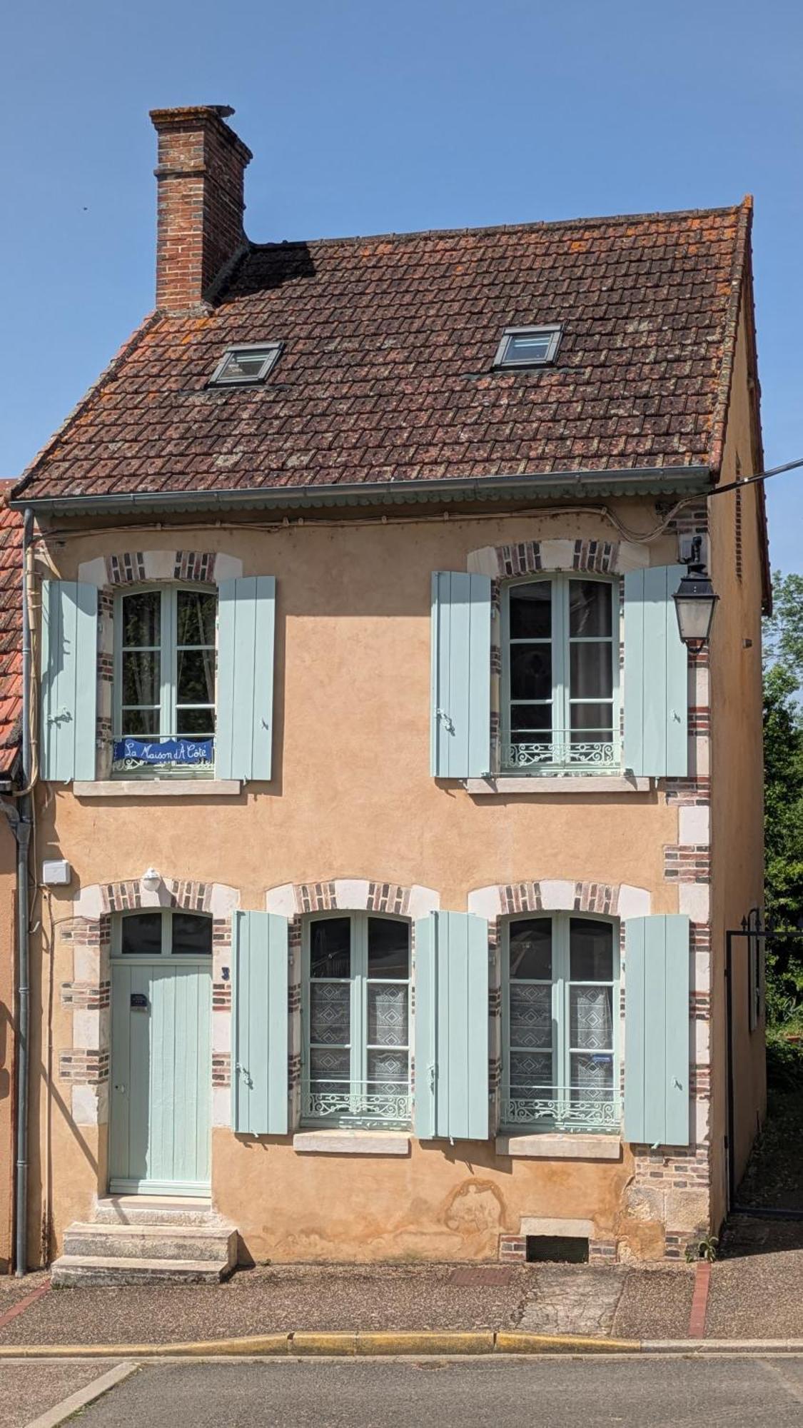 La Maison D'A Cote Saint-Amand-en-Puisaye Dış mekan fotoğraf
