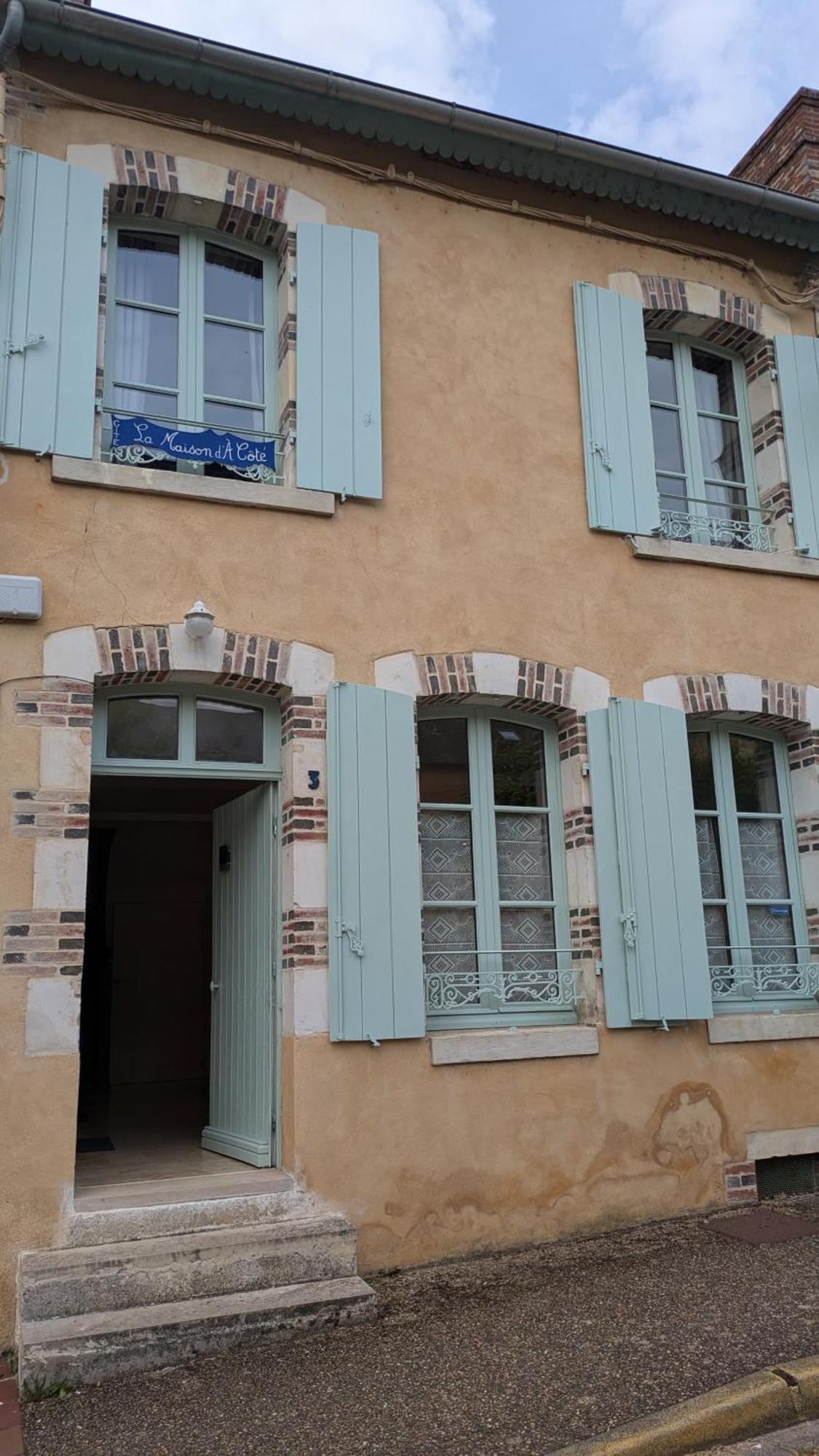 La Maison D'A Cote Saint-Amand-en-Puisaye Dış mekan fotoğraf