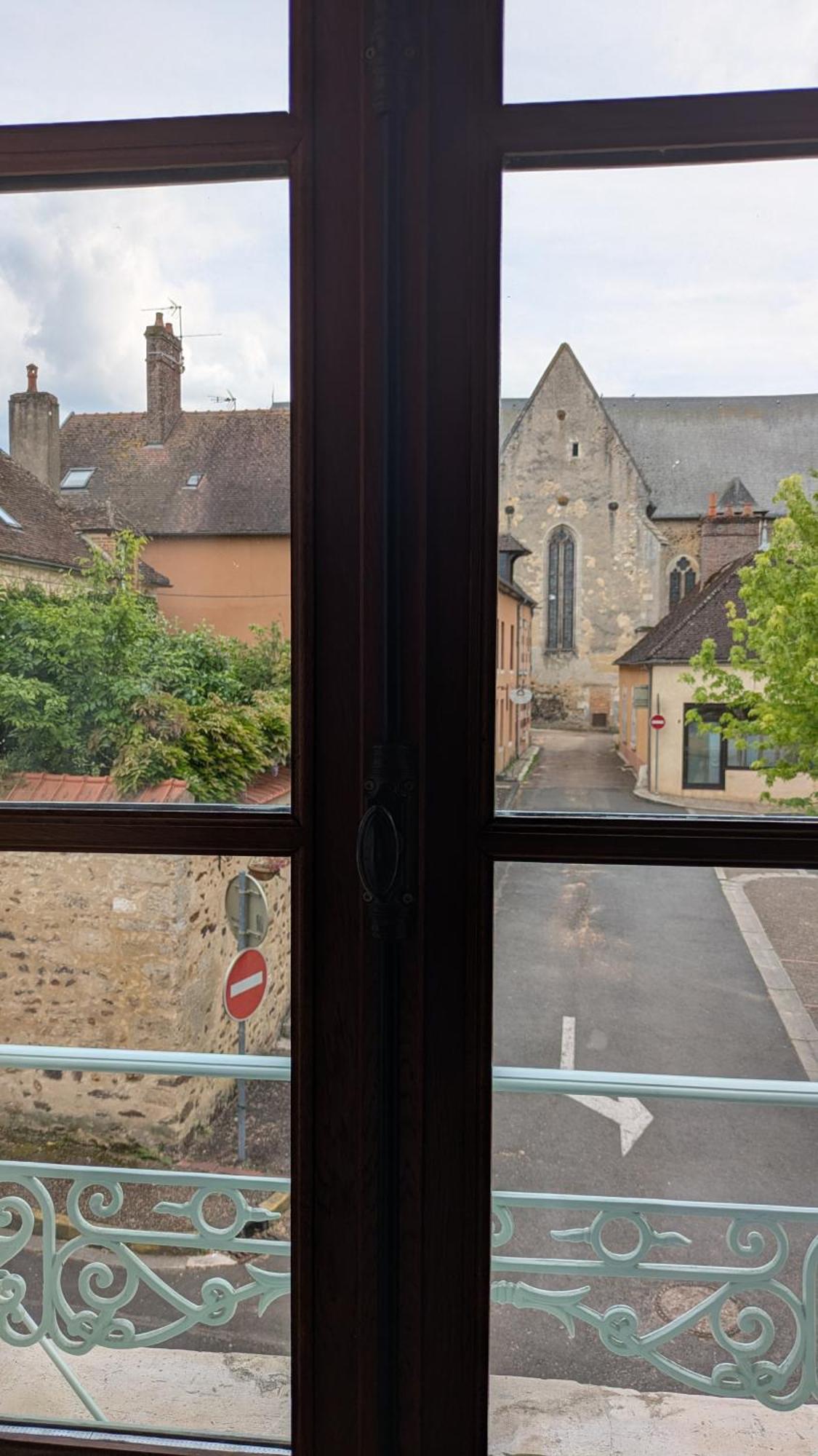 La Maison D'A Cote Saint-Amand-en-Puisaye Dış mekan fotoğraf